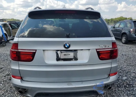 2011 BMW X5 xDrive35I z USA, uszkodzony, nr VIN 5UXZV4C58BL401562